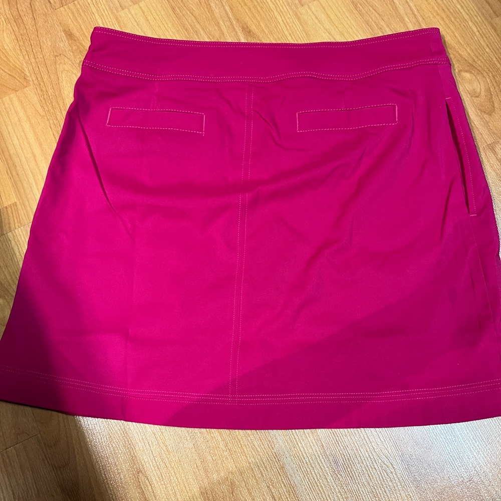NWOT - Tail Golf Skort (US4) * Raspberry Red - Picture 3 of 7
